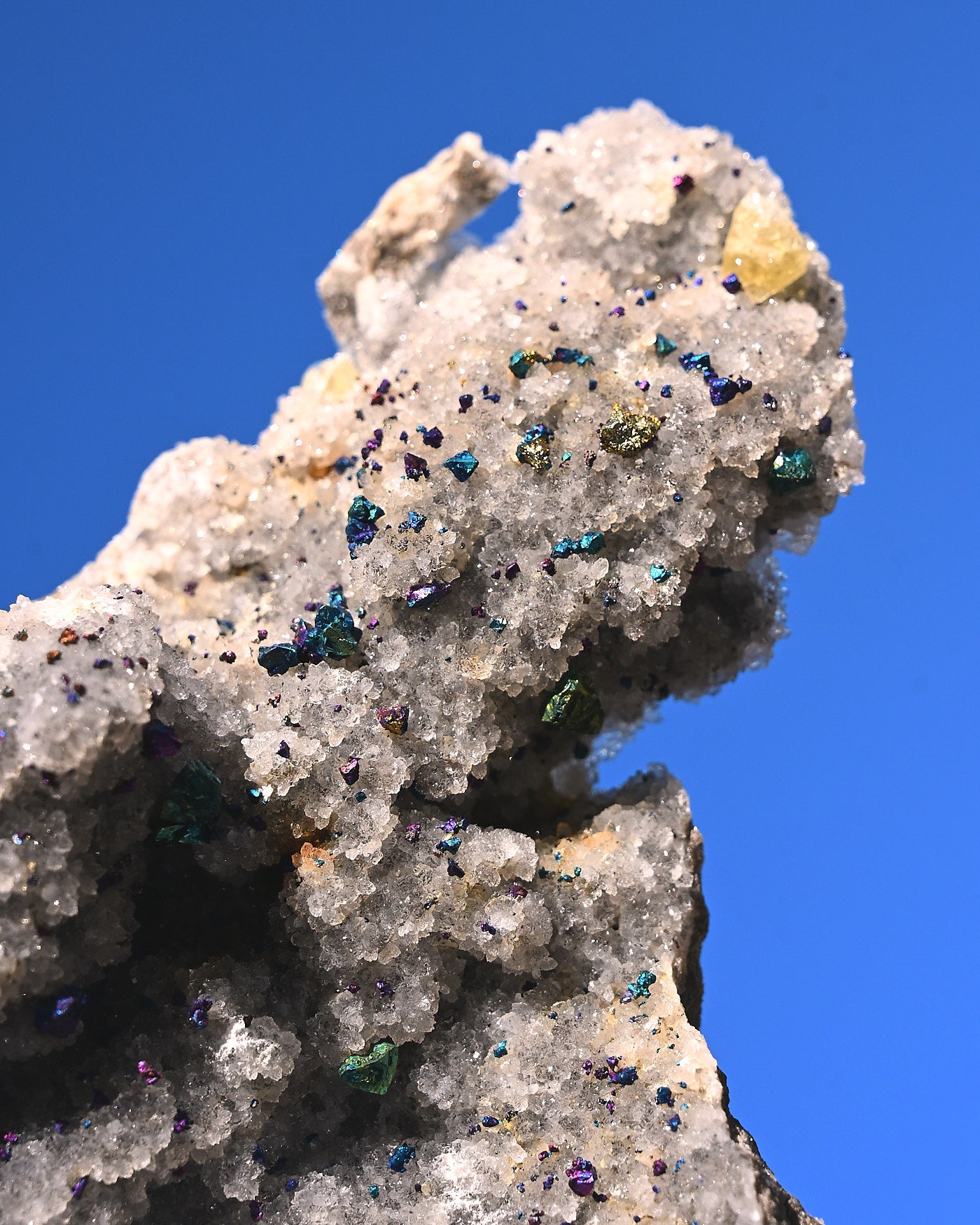 Chalcopyrite on Druzy Quartz Casteel Mine 1.03 lb