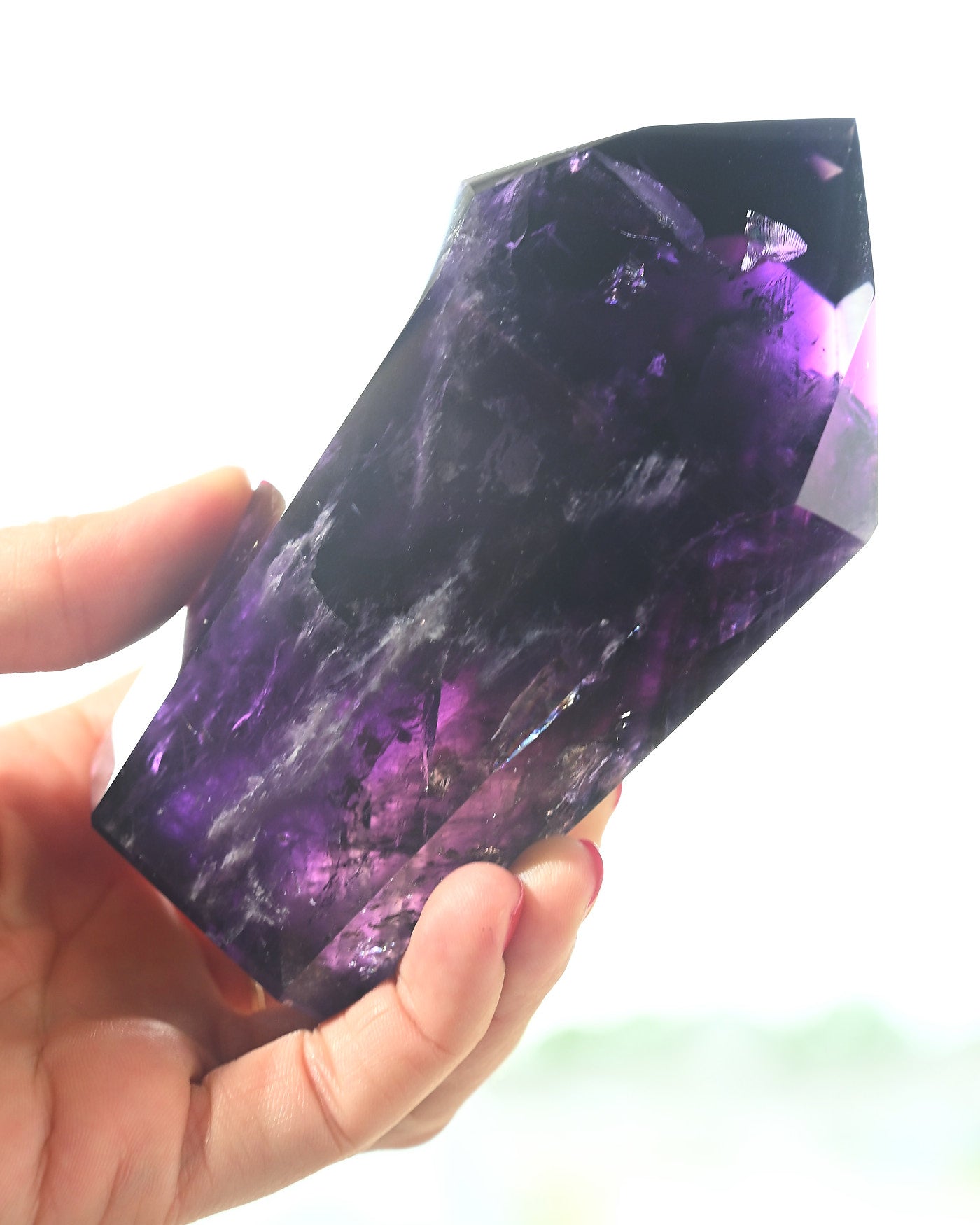 Bahia Phantom Amethyst Tower phantom detail