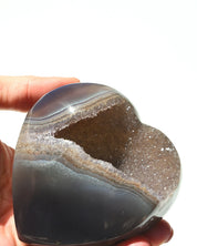 Amethyst Heart 270g view 2