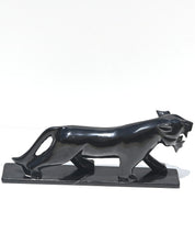 Black Onyx Panther sculpture hand-carved from Mexico, 3.7 kg