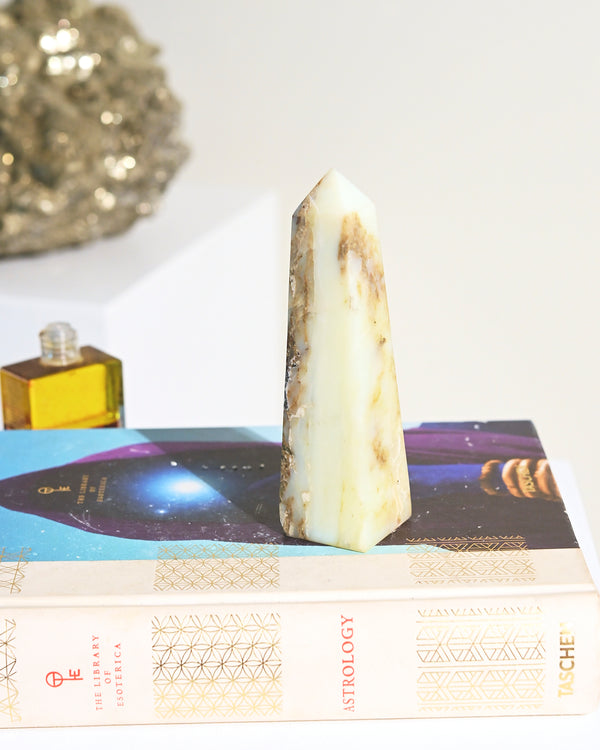 Peruvian Blue Opal Tower 5in