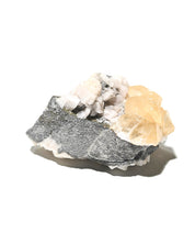 Calcite crystal cluster from Canada, 101 grams, rhombohedral crystals