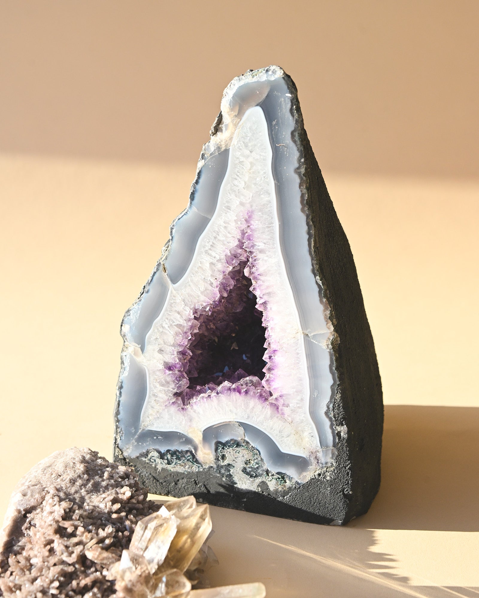 Amethyst Cathedral 14lbs - Image 4