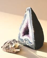 Amethyst Cathedral 14lbs - Image 5