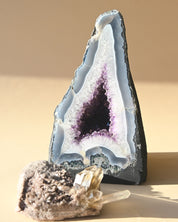 Amethyst Cathedral 14lbs - Image 7