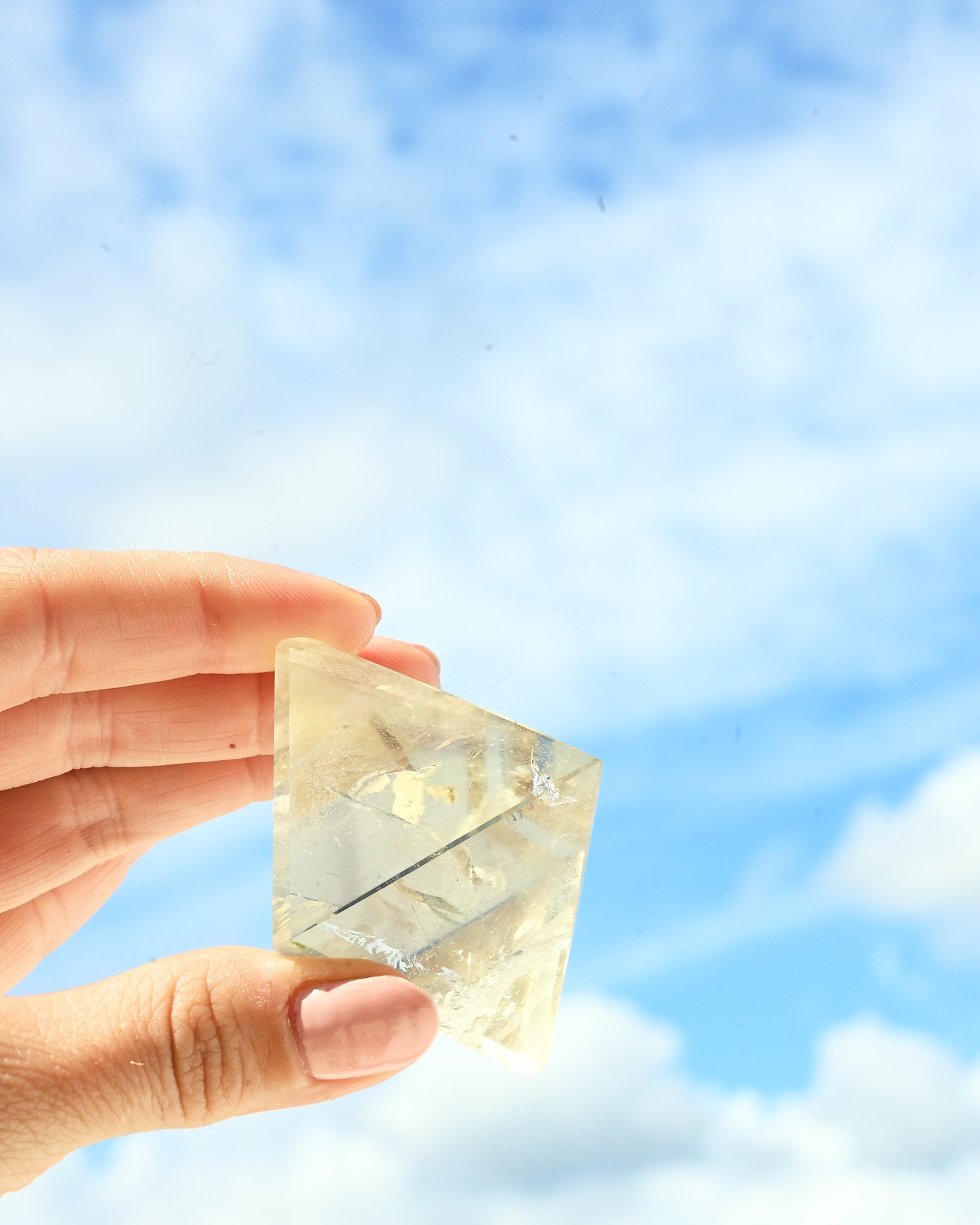 Natural Citrine Pyramid 68g