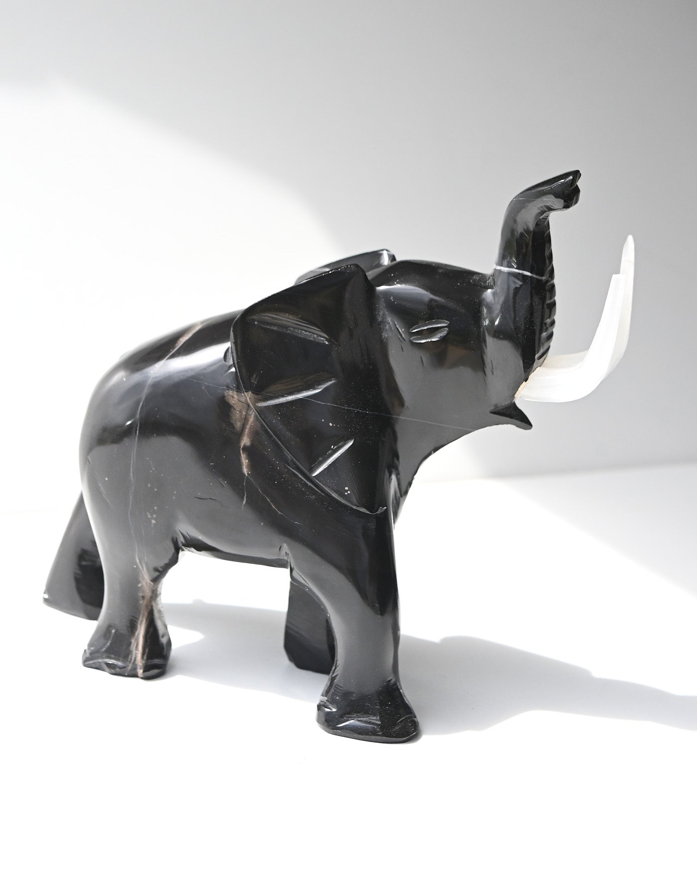 elephant1625.jpg