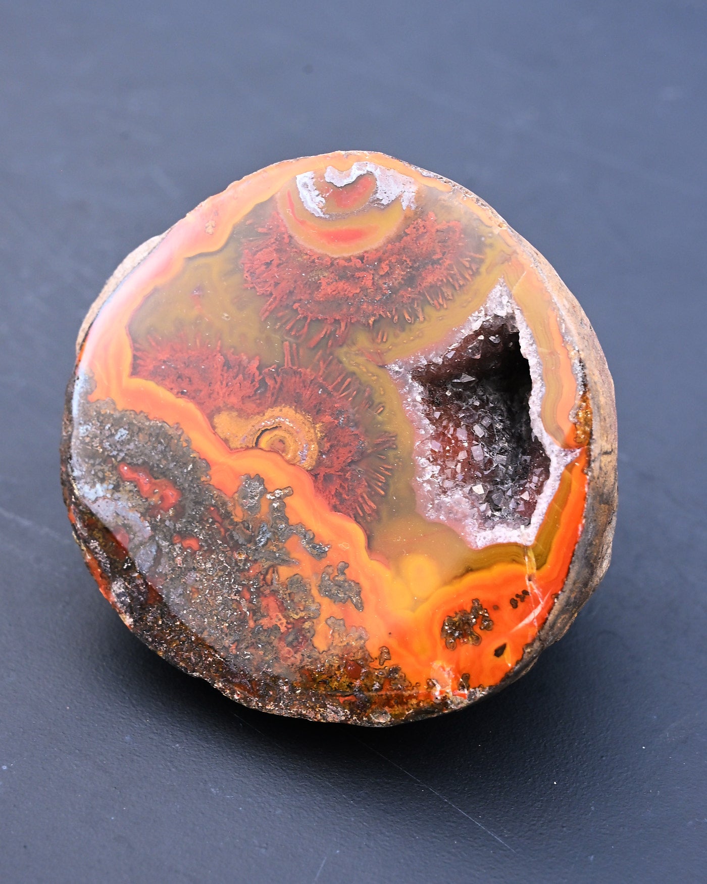 Fighting Blood Agate Geode with Dendrites 0.58 lb - top view