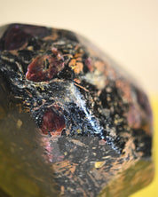 Statement Garnet Freeform 7.5lbs