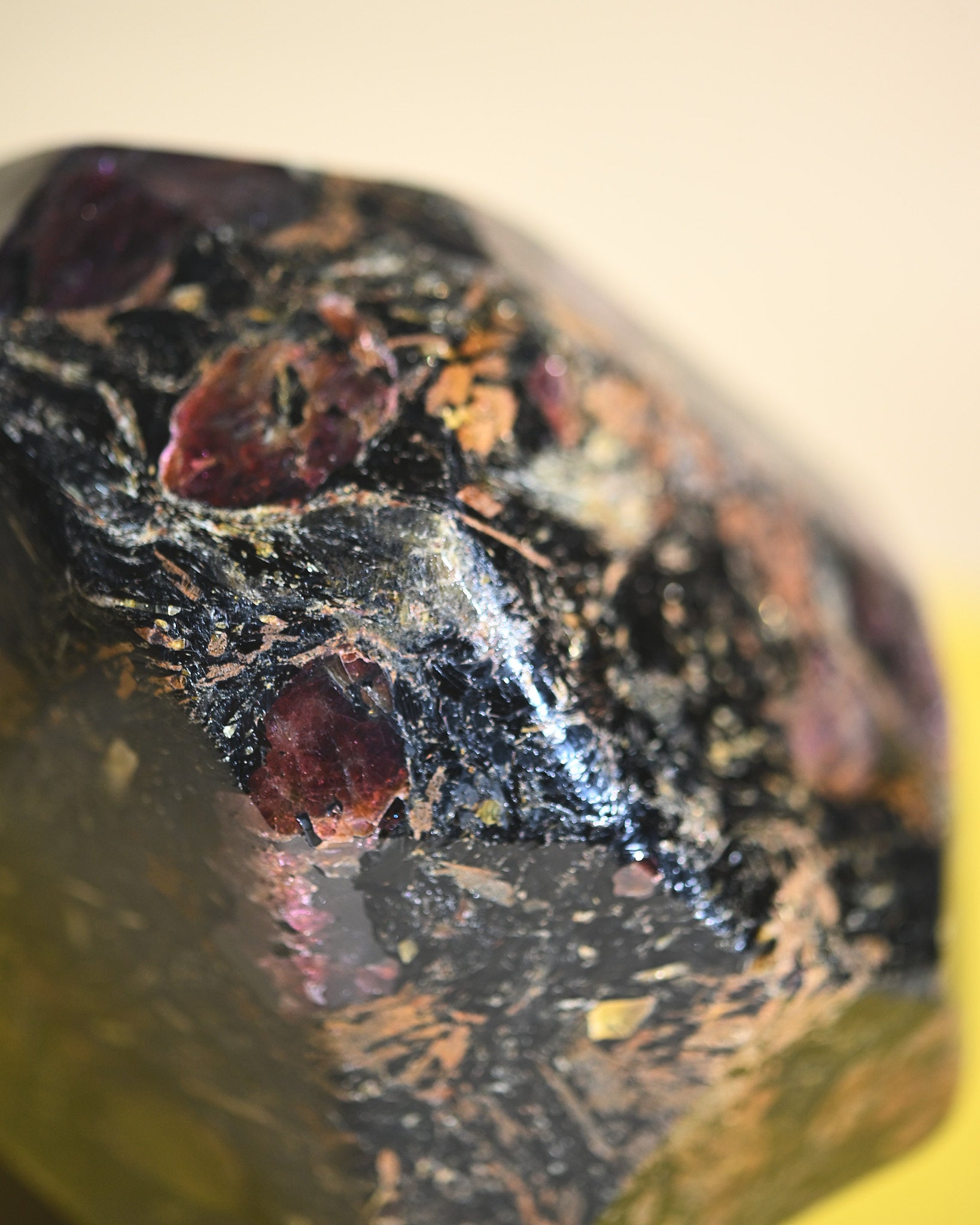 garnet-form---6x5x4--_w-3.416-_sku-3.416-_v--Ore--11892.jpg