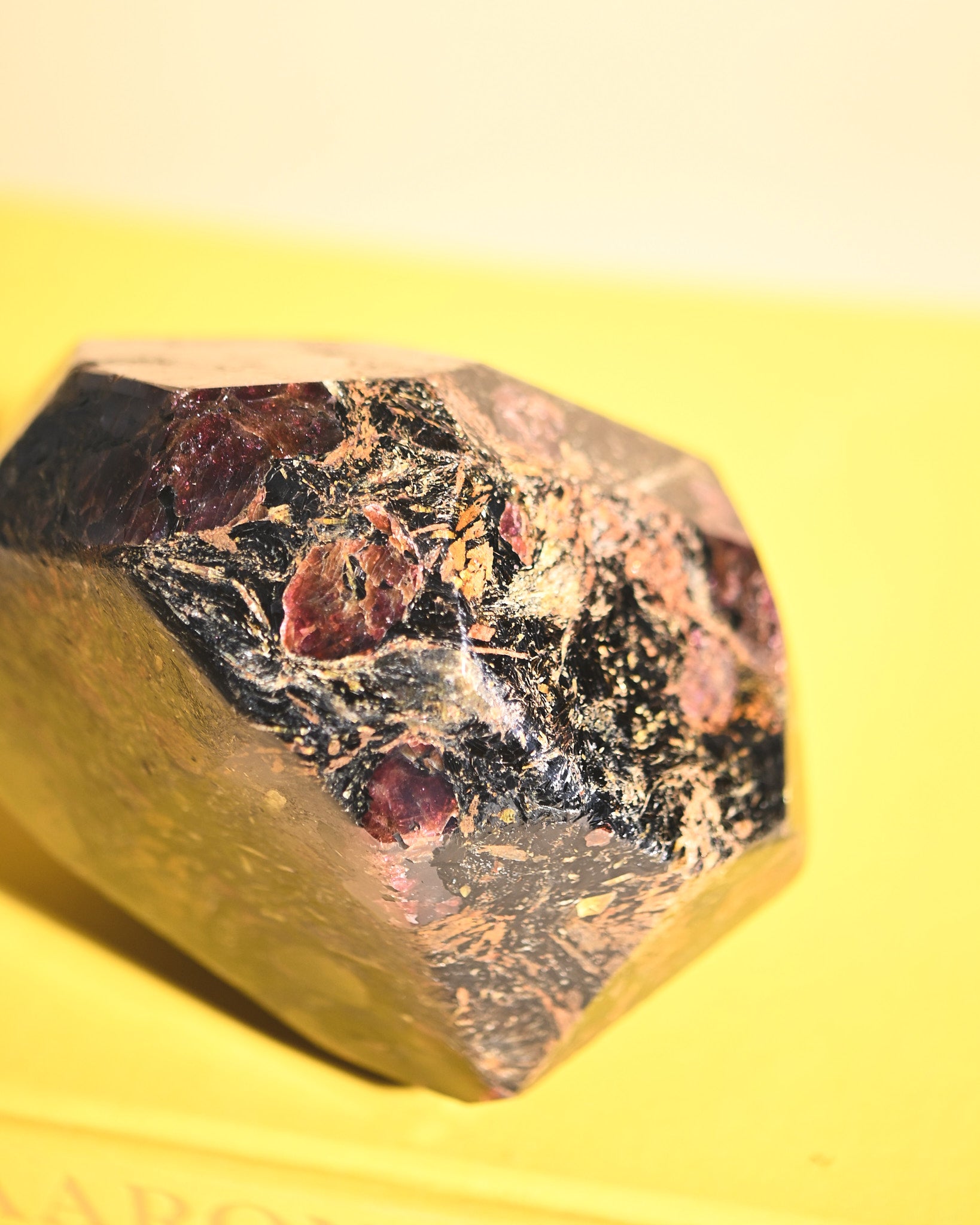 Statement Garnet Freeform 7.5lbs