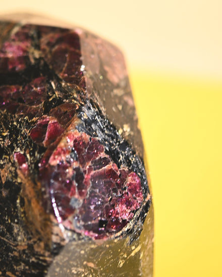 Statement Garnet Freeform 7.5lbs — Garnet crystal specimen