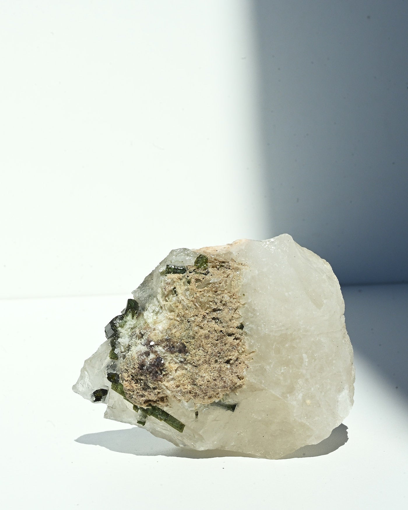 Green Tourmaline Quartz 410g detail