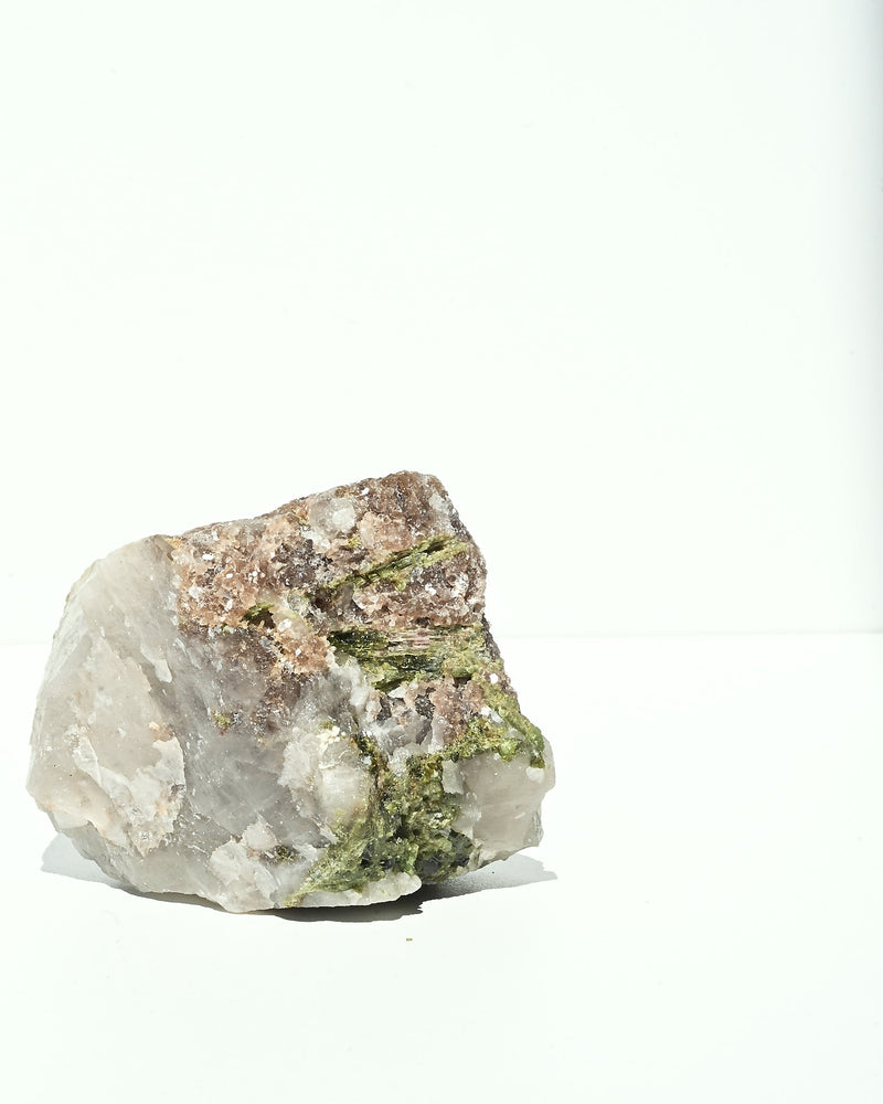 Green Tourmaline Quartz 767g