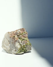 Green Tourmaline Quartz 767g side