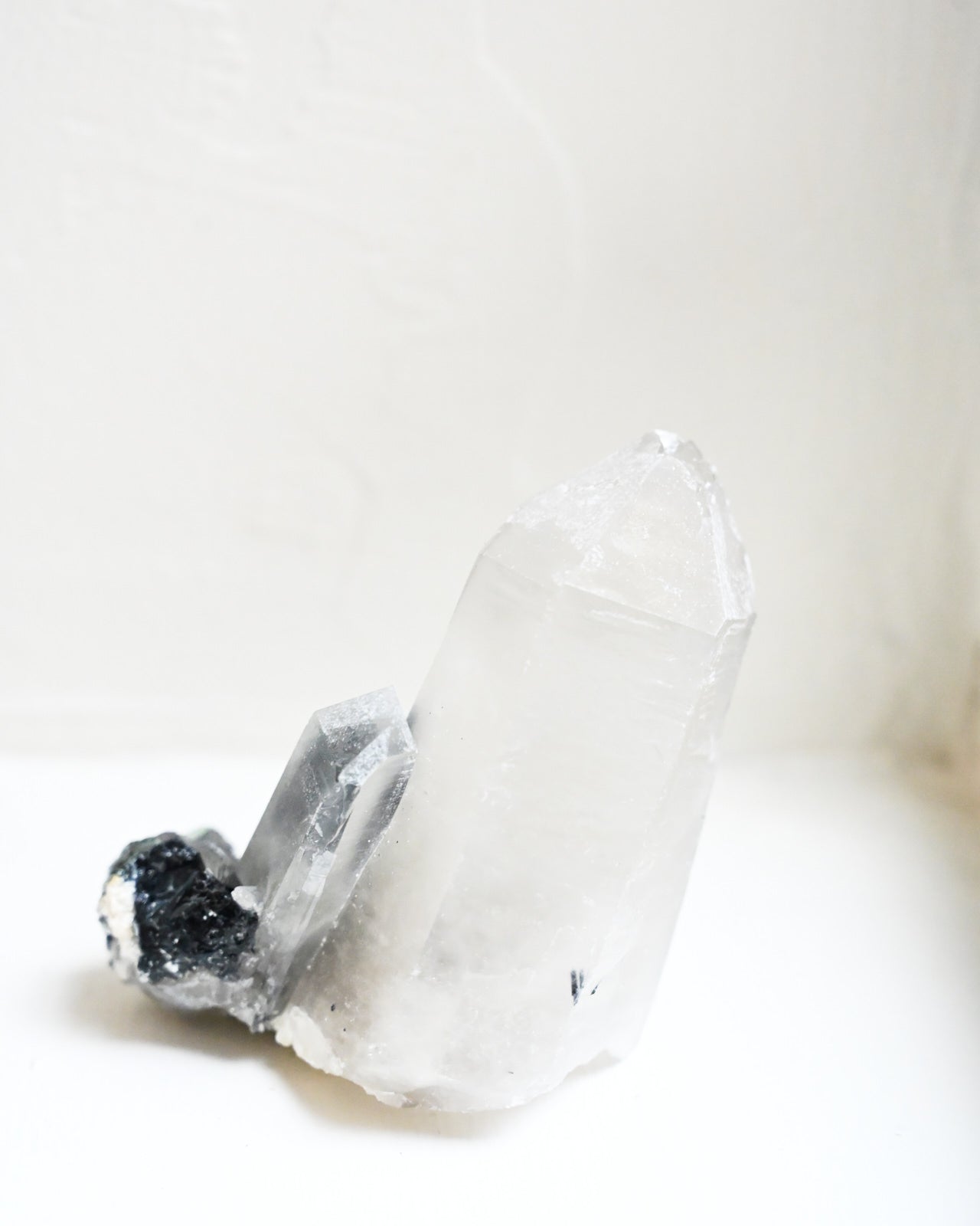 Hyalite Feldspar Fluorite Smoky Quartz Schorl Cluster