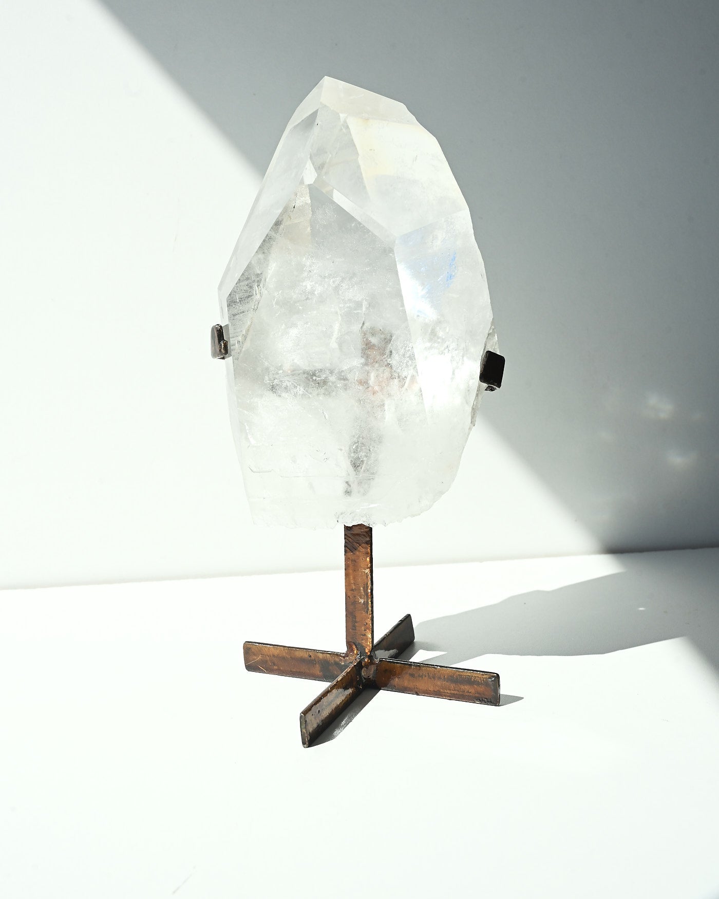 Clear Quartz Stand 1.703kg