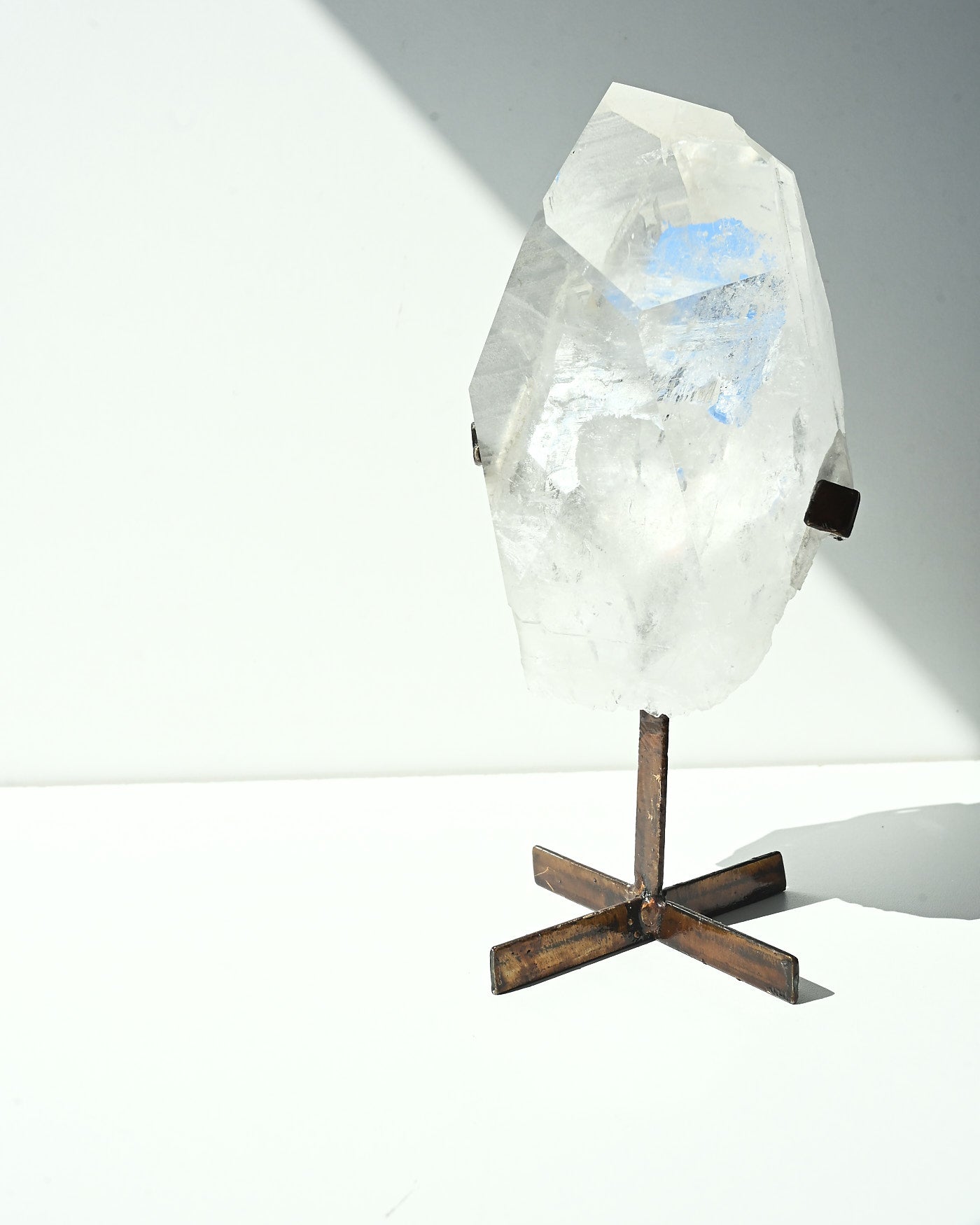 Clear Quartz Stand 1.703kg