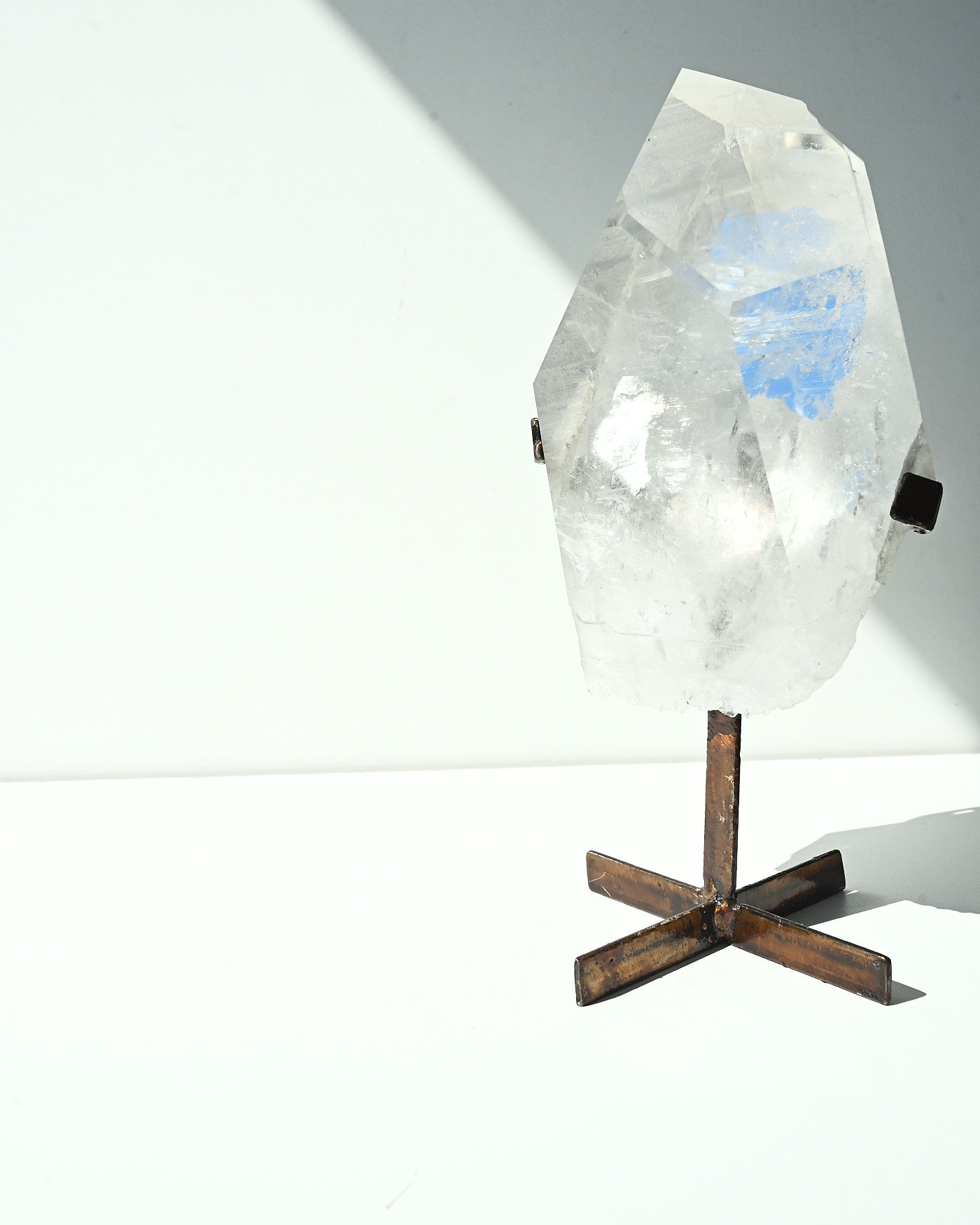 Clear Quartz Stand 1.703kg