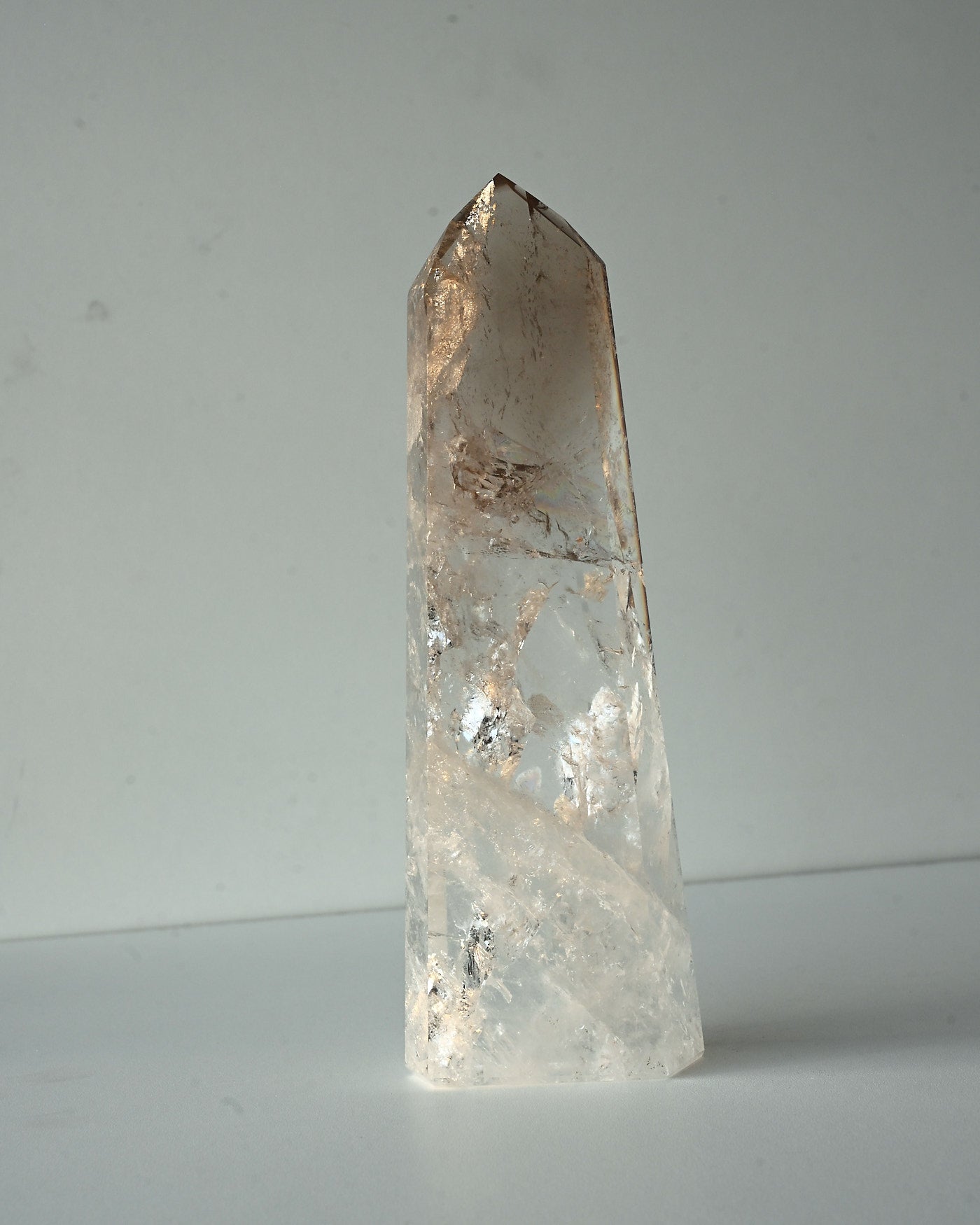 Smoky Tip Tower 883g