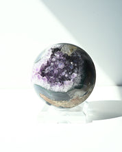 Amethyst Sphere 1.535kg