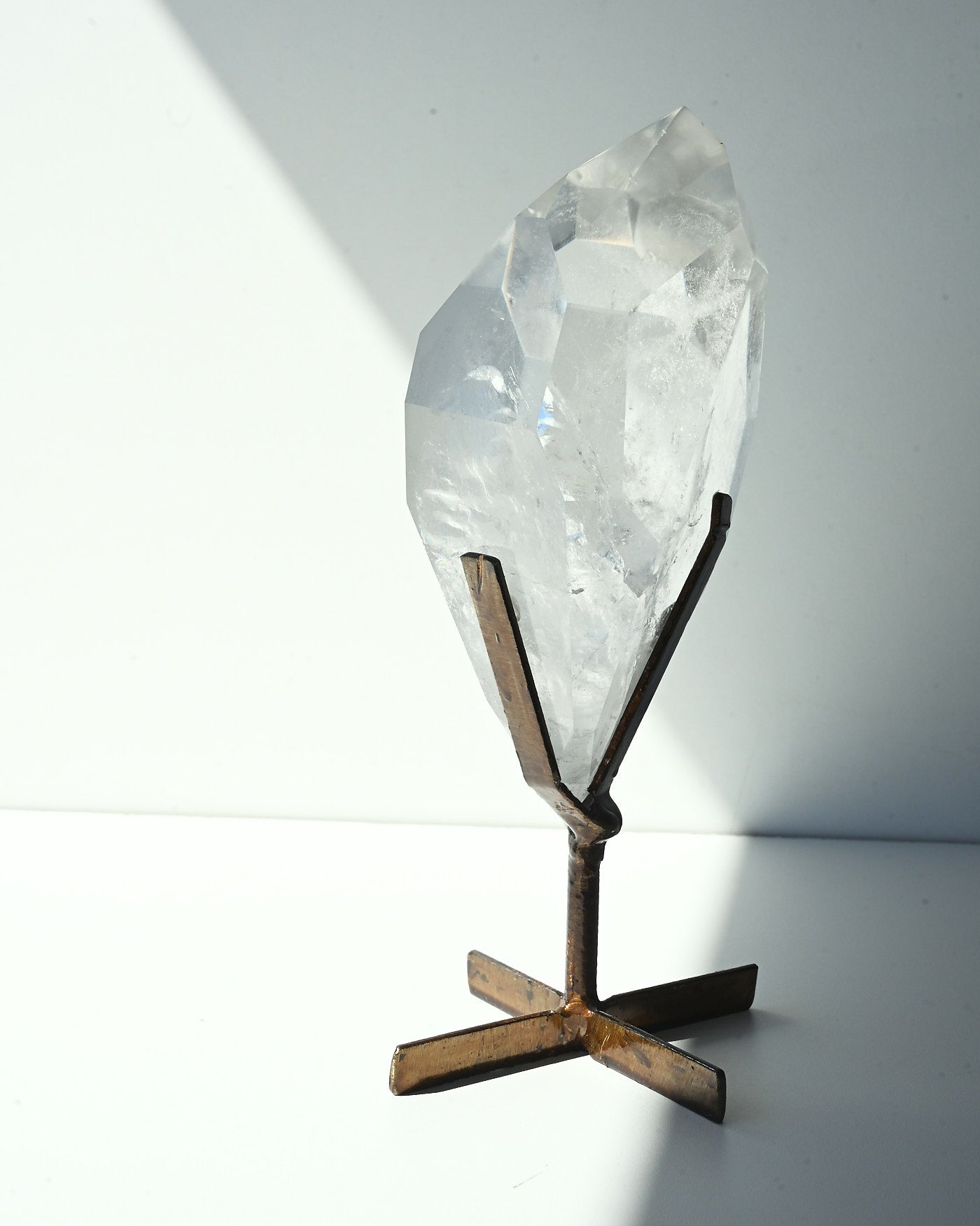 Clear Quartz Stand 1.468kg