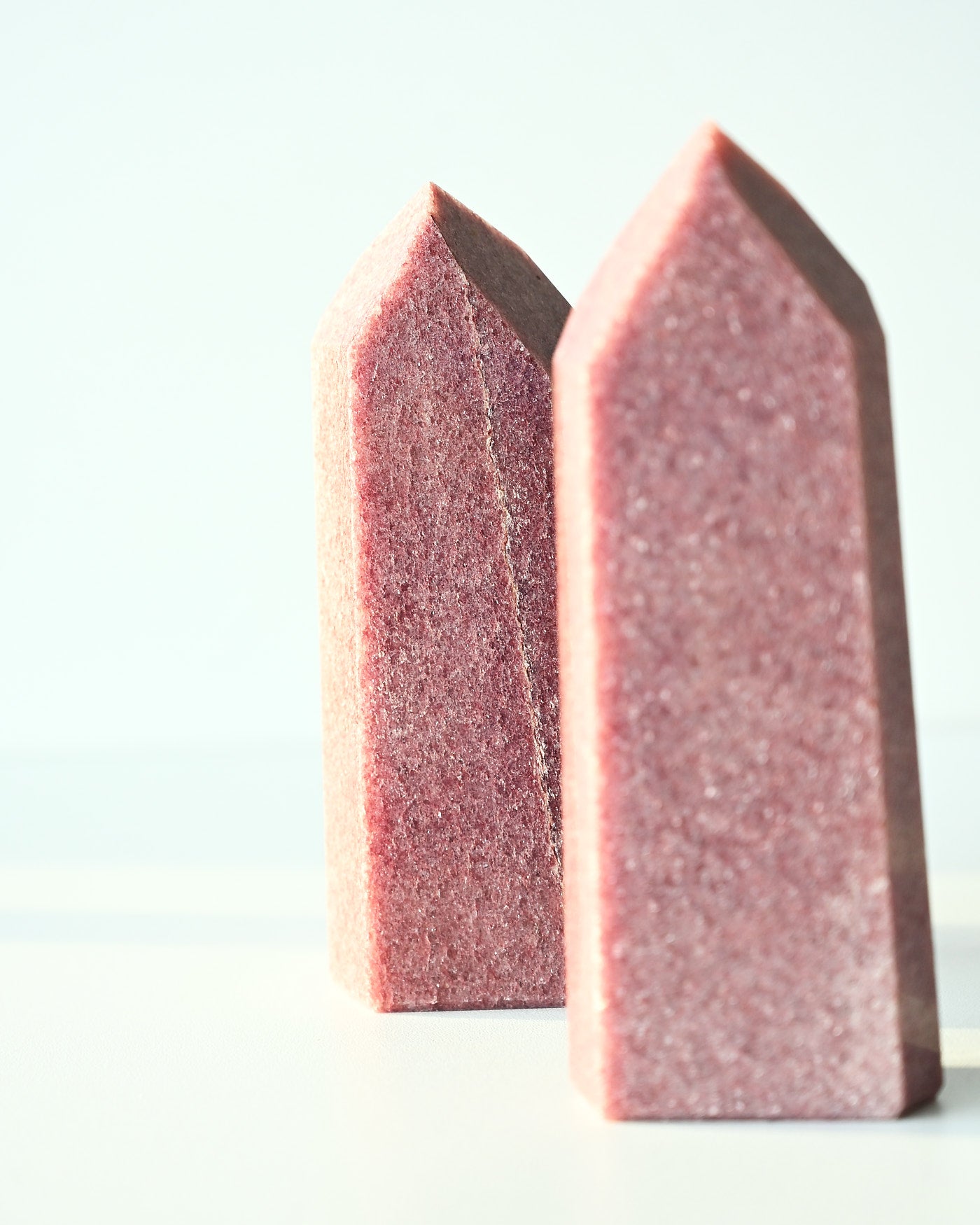 Strawberry Quartz 603g