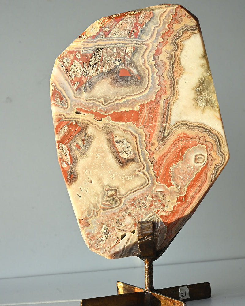Agate on Stand 11 x 6 x 4 inches