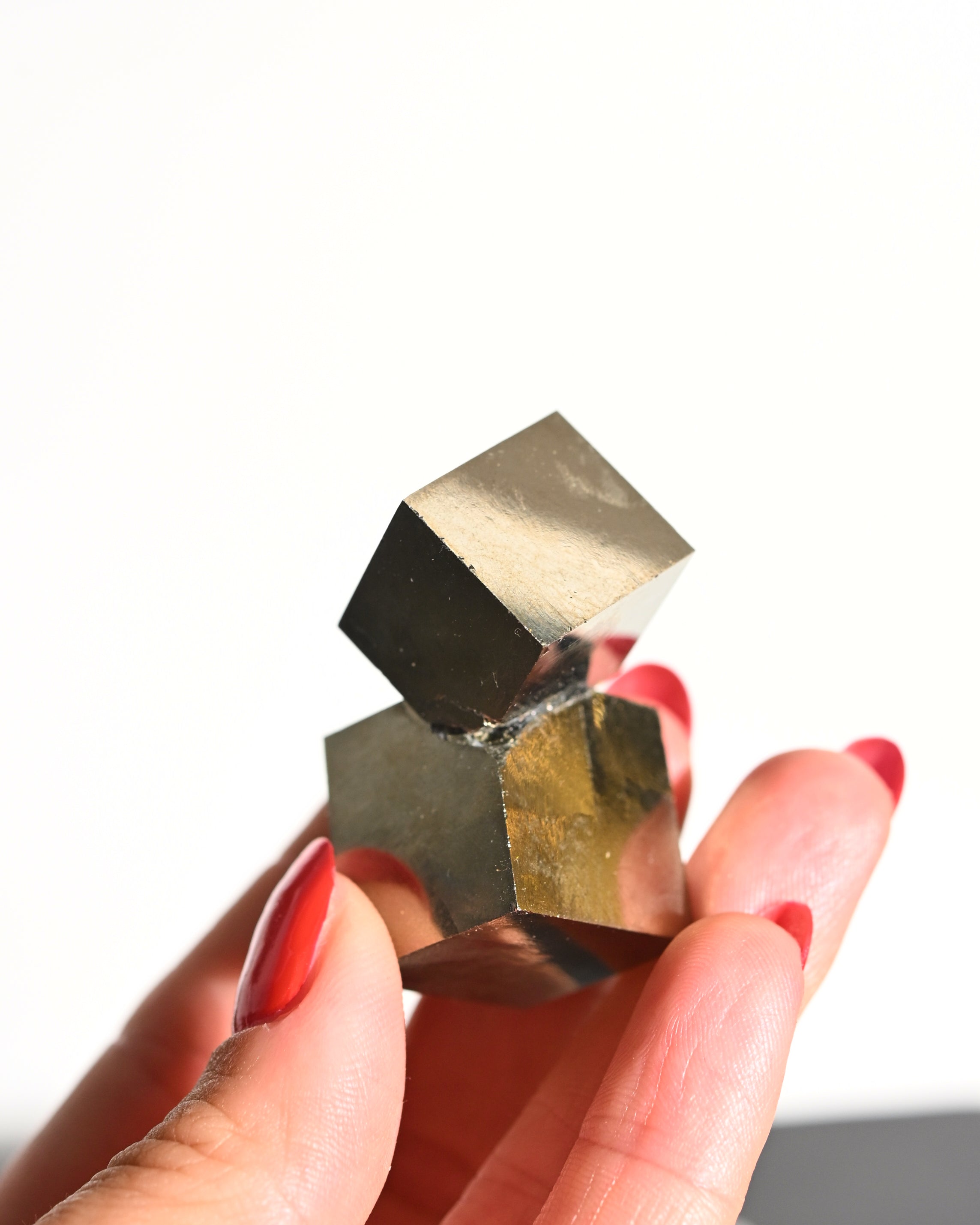 interlocking-pyrite--54--6549_de4bbfac-98da-452b-8122-79542e91f6a9.jpg