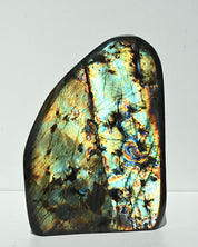 Labradorite Freeform 2.3kg B detail view