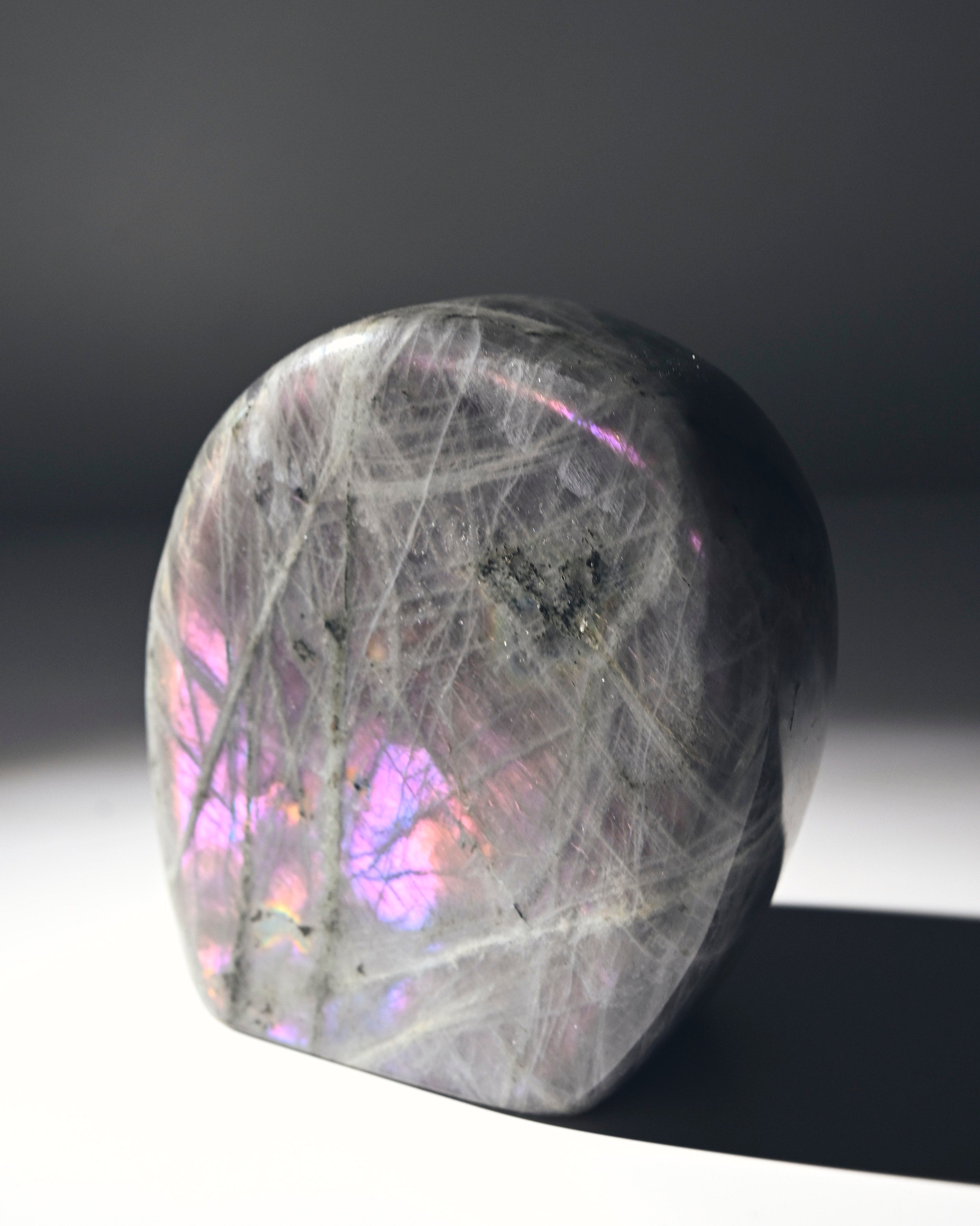 labradorite--1.55-5x4x3-54361.jpg