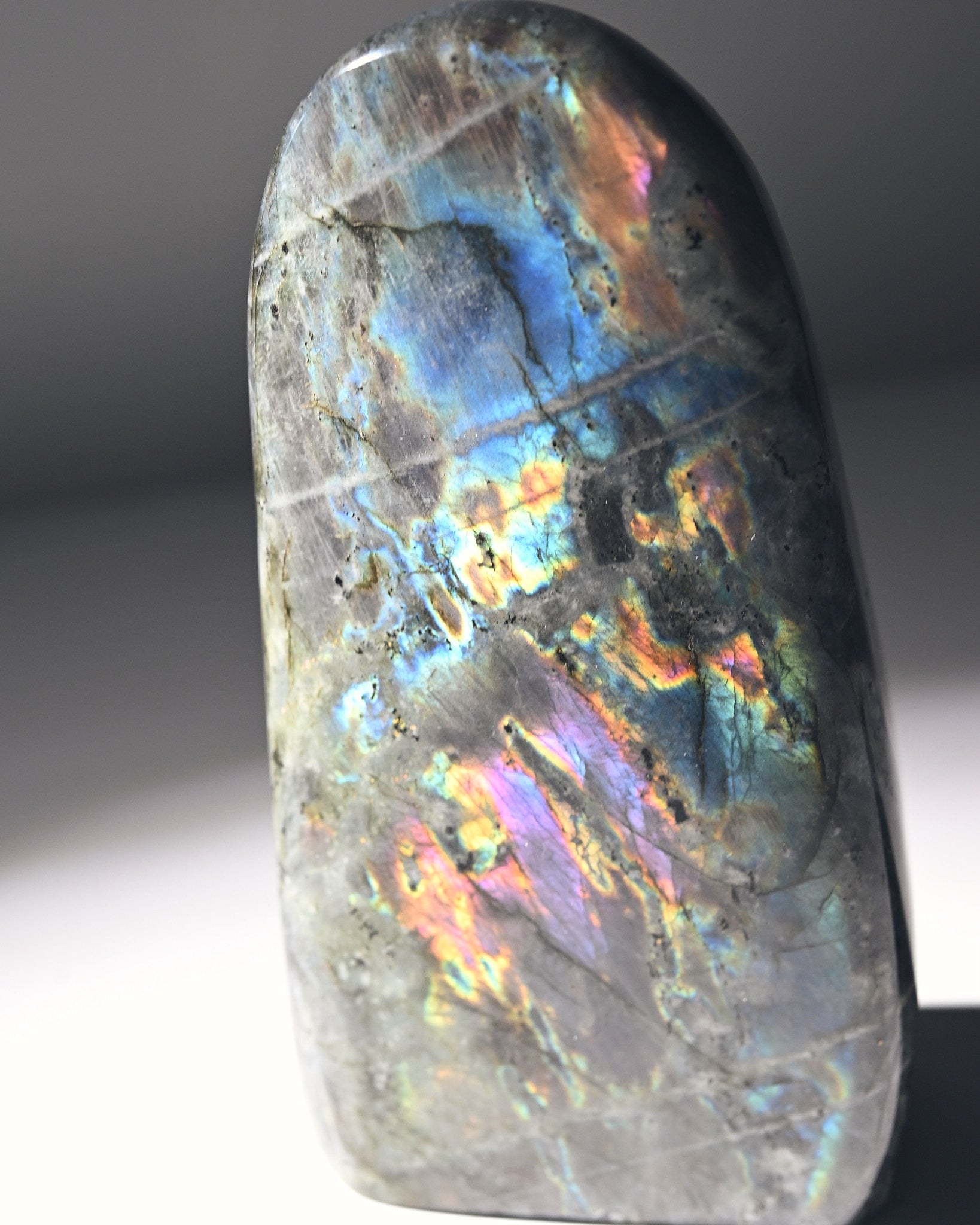 labradorite--1.9--6x3x2--5427.jpg