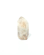 Lodolite Garden Quartz 59g view 2
