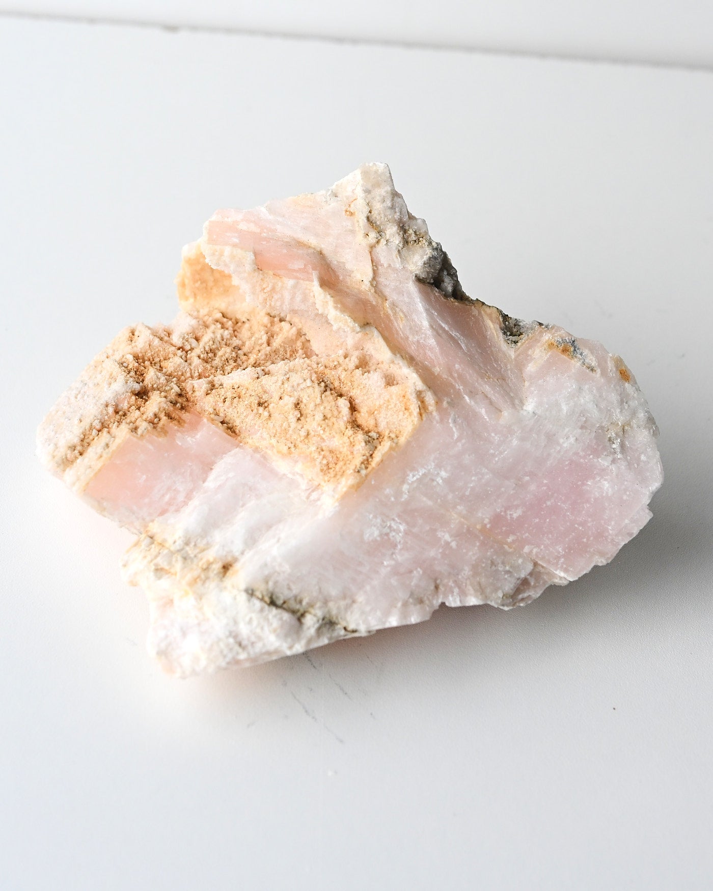 Manganoan calcite with pyrite detail