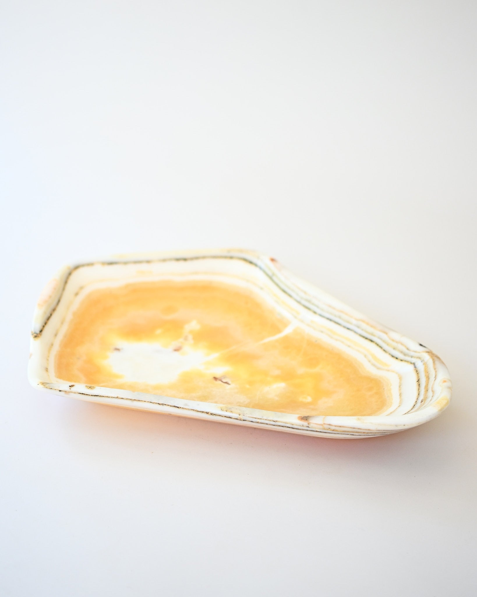 Onyx Bowl 14in
