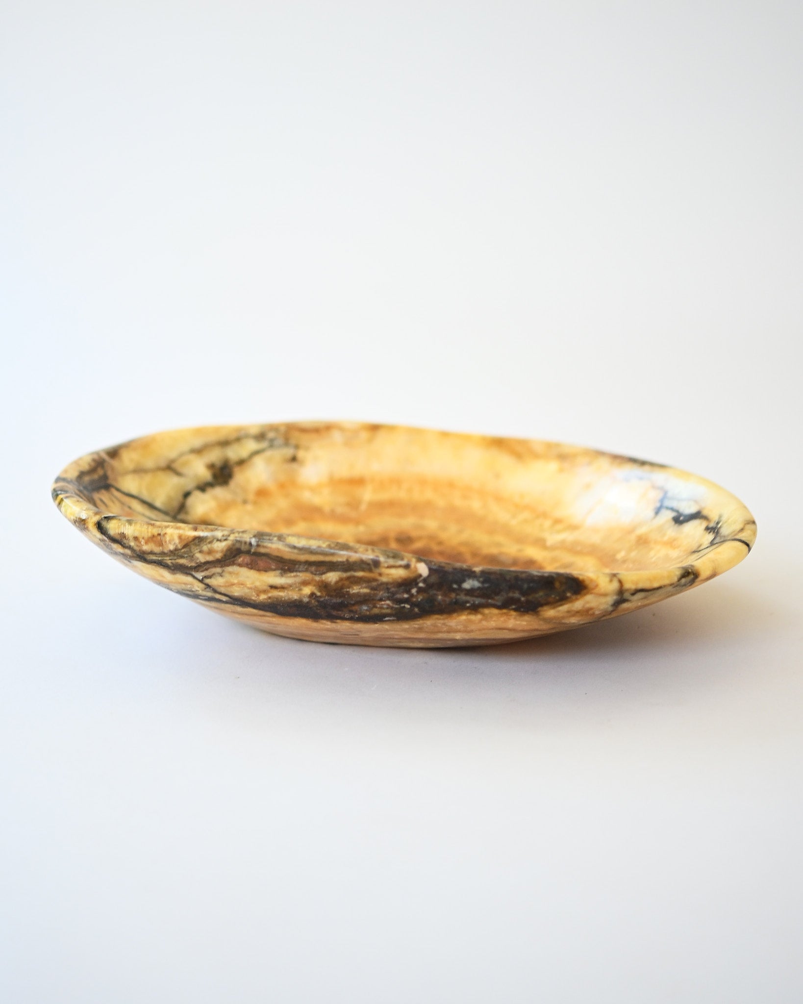 Onyx Bowl 9 in