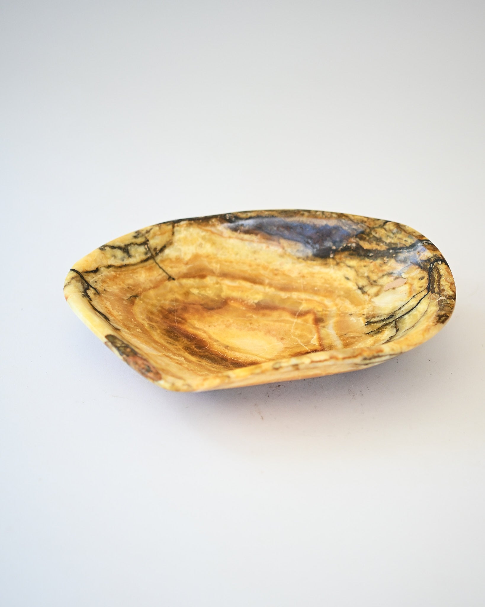 onyx-bowl--9x7x3--937-8984.jpg