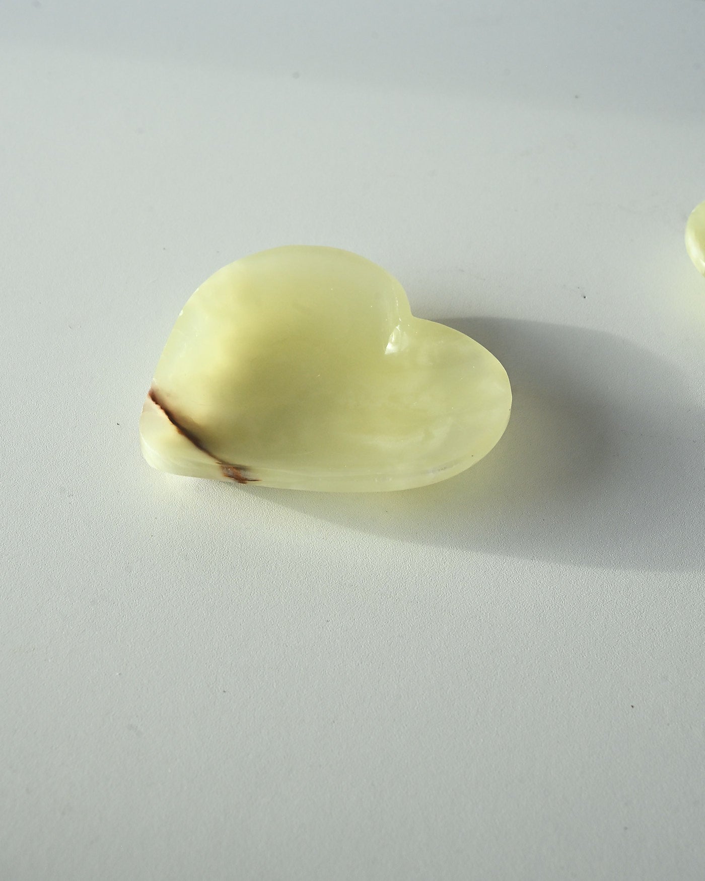 Grey Onyx Heart Bowl detail