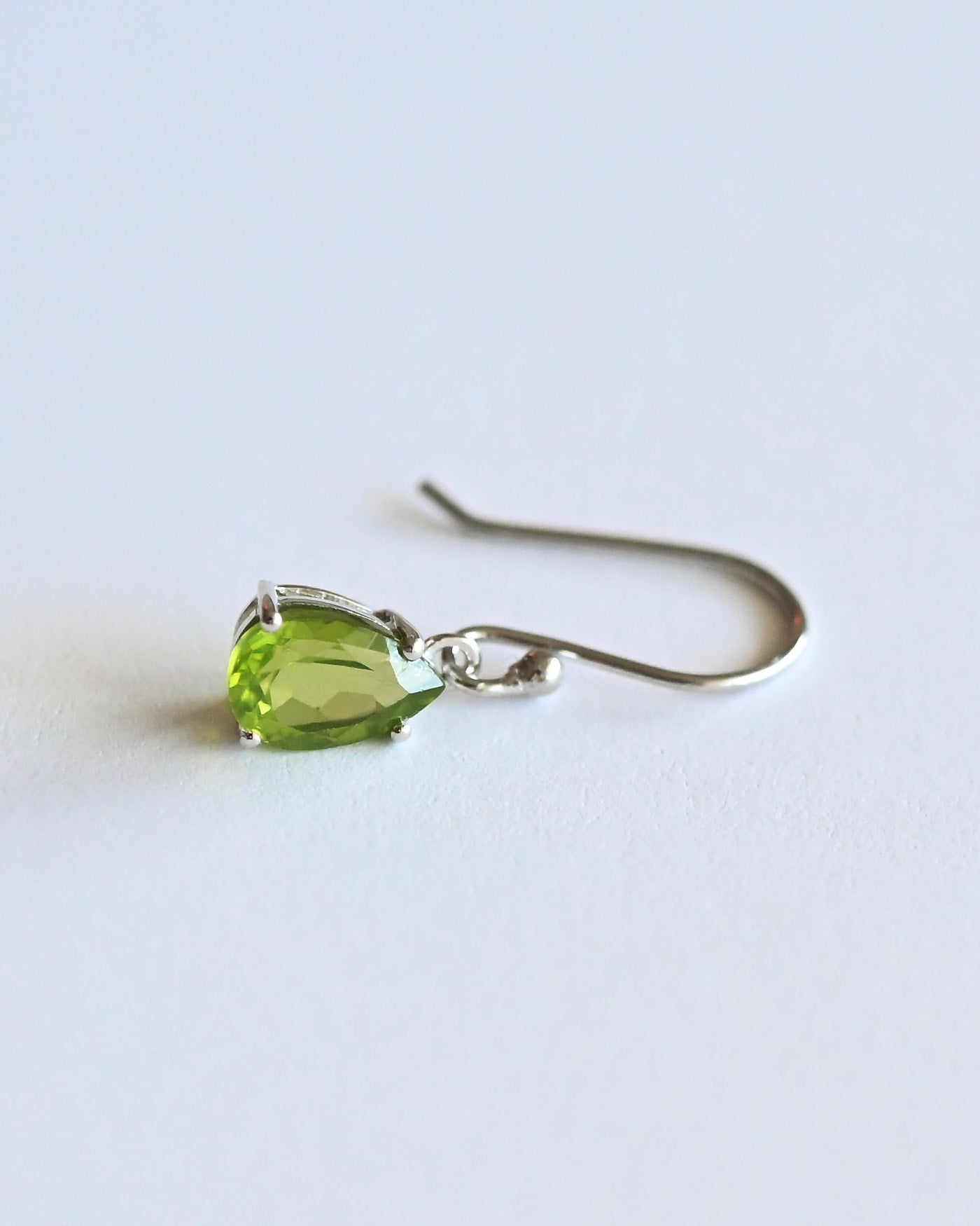 peridote--code-75--ige-980-earrings---3418.jpg