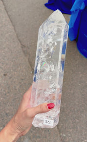 Super clear QuartZ tower w rainbows