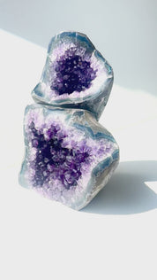 Statement Amethyst Geode - Uruguay (10.5 lbs)