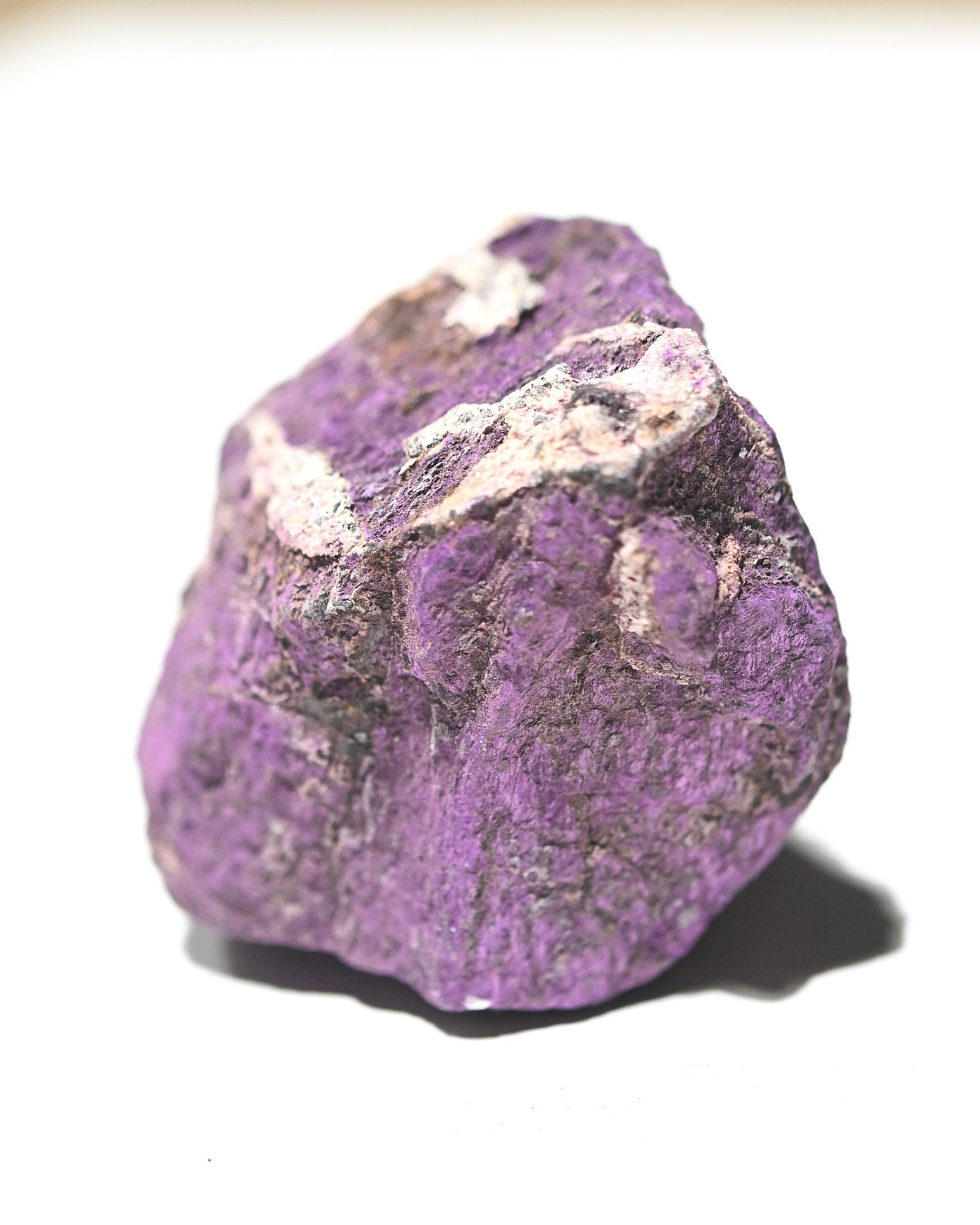 Purpurite mineral detail view