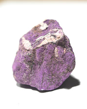 Purpurite mineral detail view