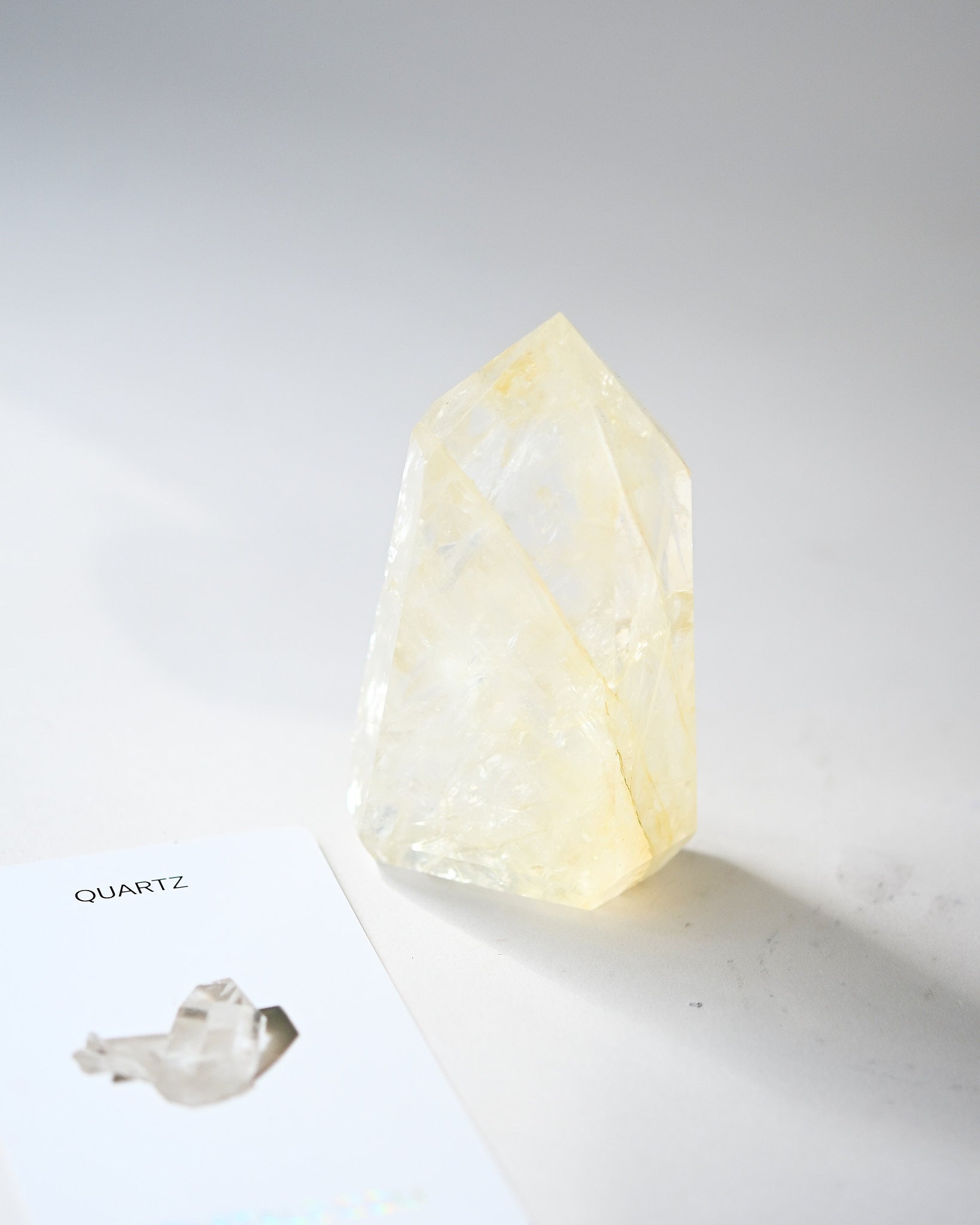 quartz--4x2x2--456g--8793_3513f61e-5a1c-46dc-a4f6-d129719face0.jpg