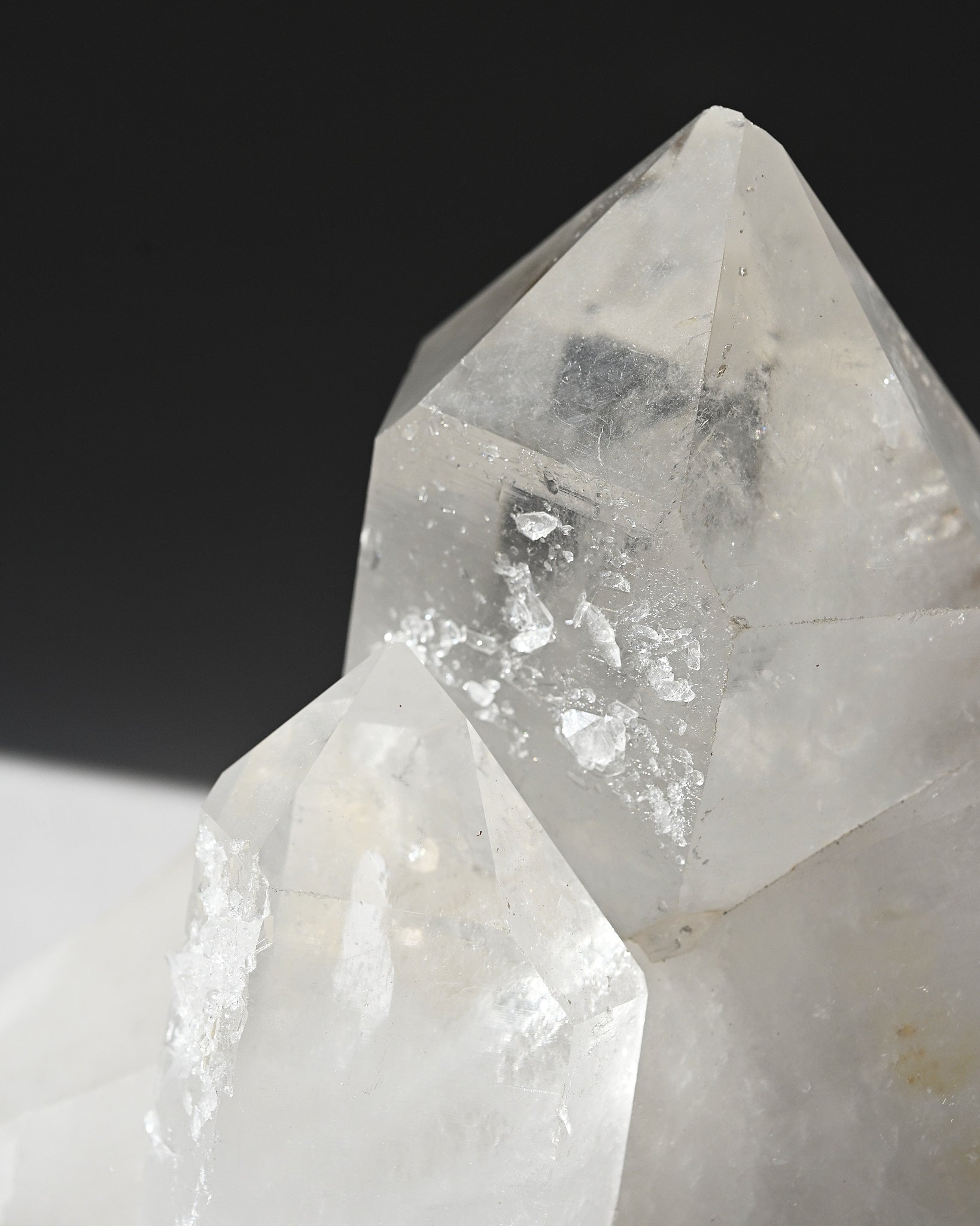 quartz--7x6x5----3_302kg--8570.jpg