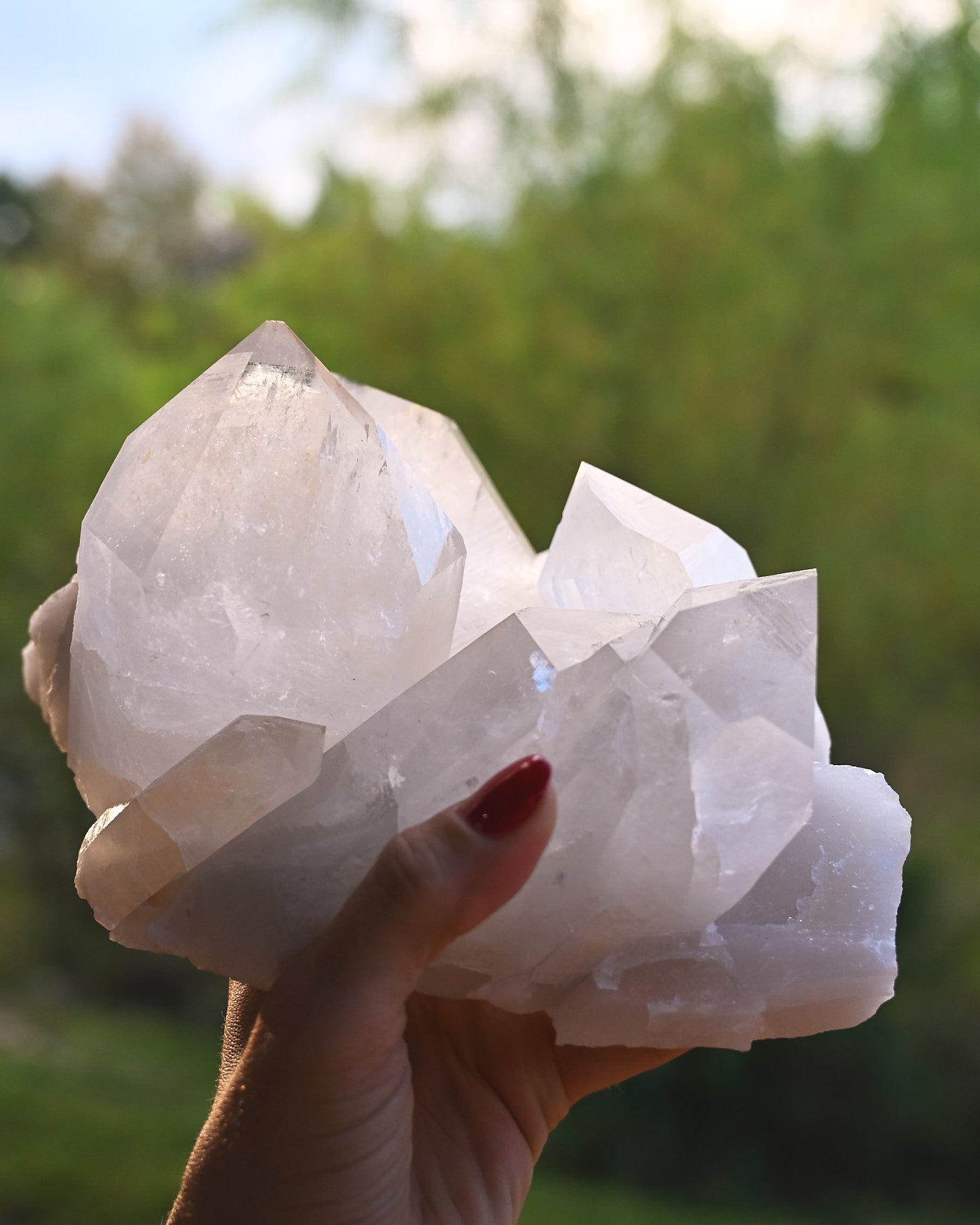 Arkansas Clear Quartz Key Crystal 3.570 lb — side