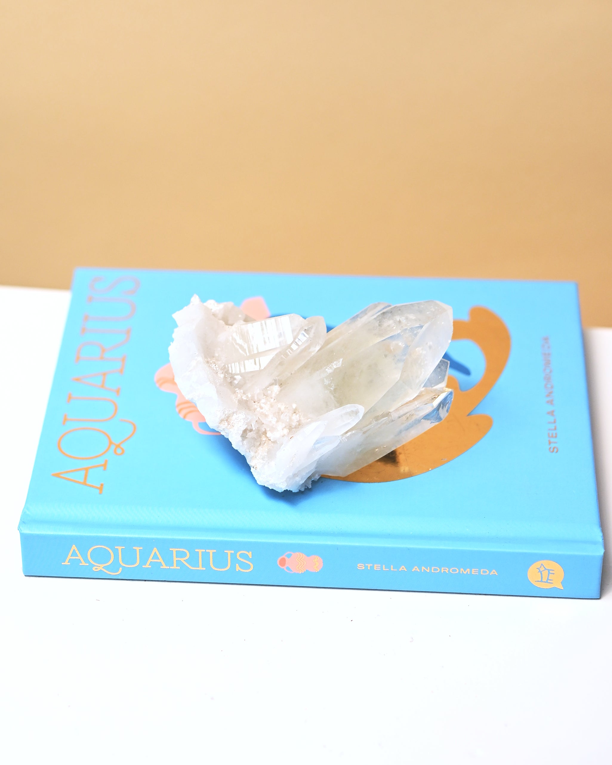 quartz-200-162-3x3-7124.jpg
