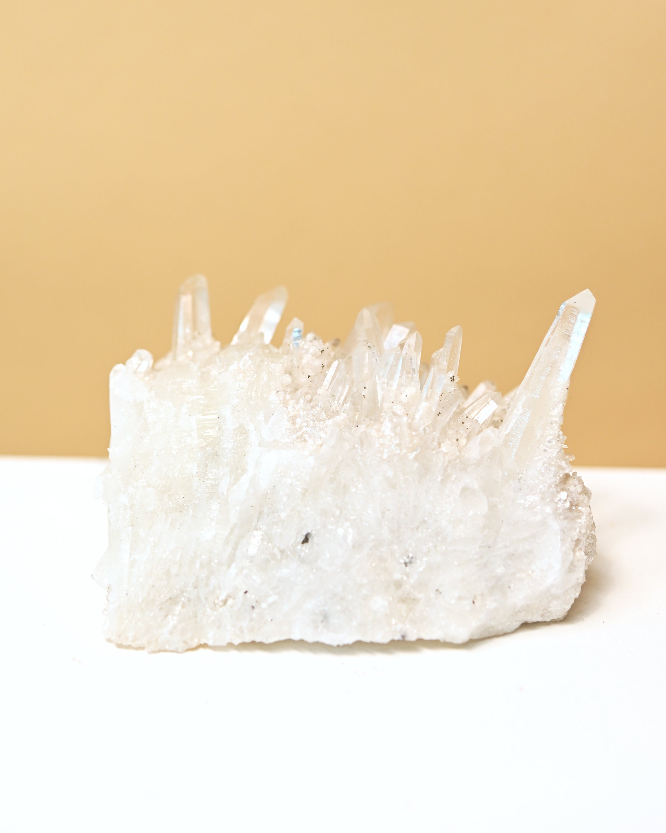 quartz-200-186--3x3-7130.jpg