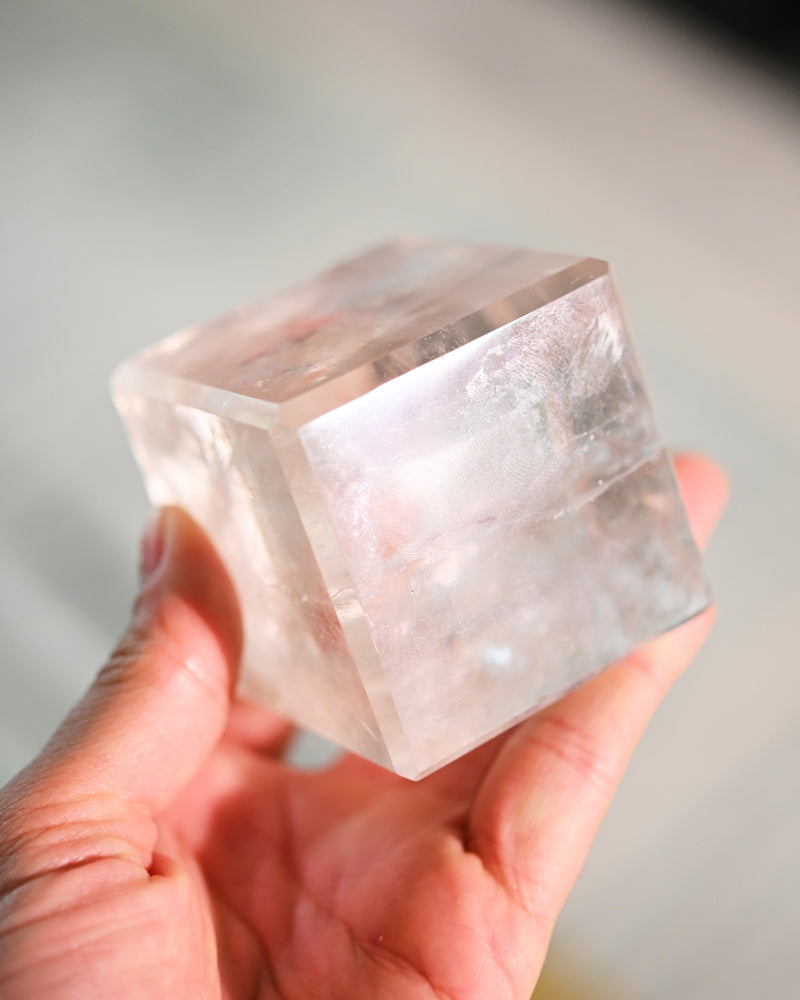 Quartz Cube – 2.5”