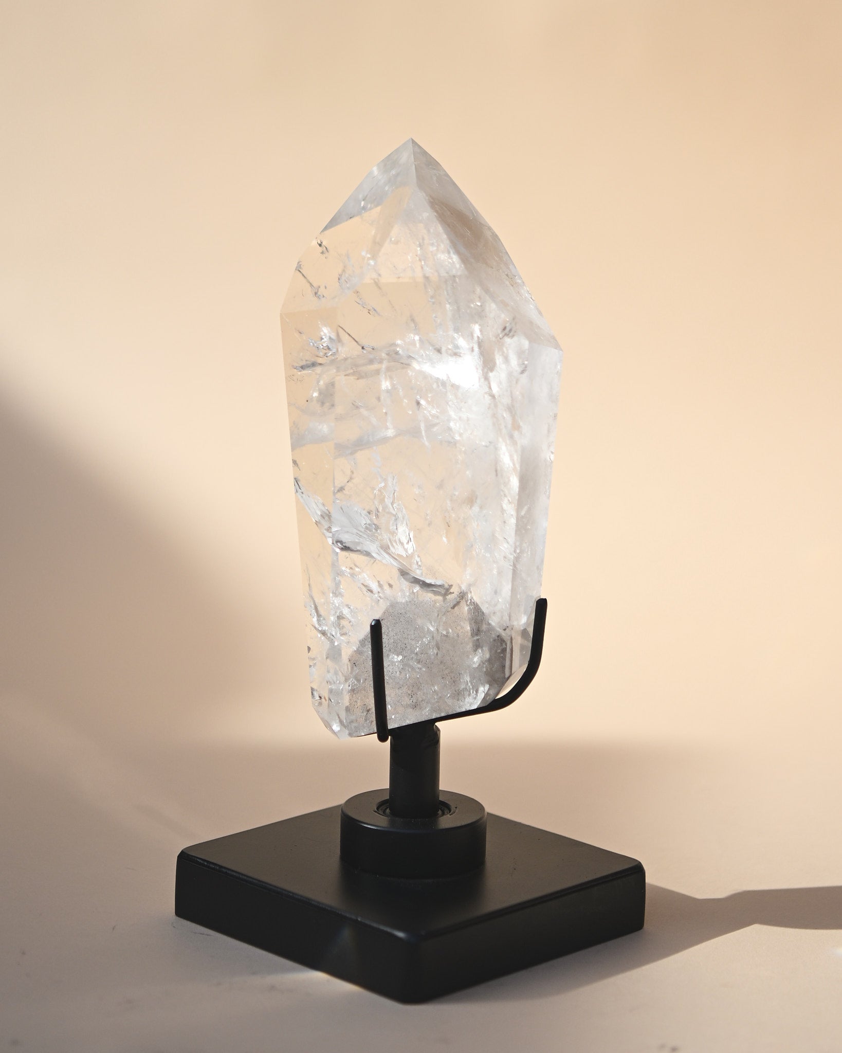 Clear Quartz Generator on Custom Base - clear quartz crystal tower point scale view